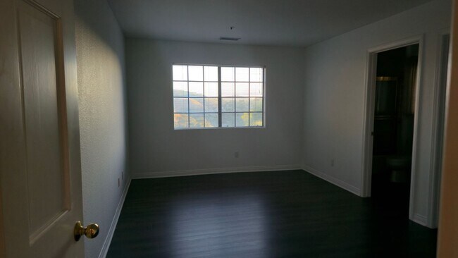 Building Photo - Bell Canyon 5-Bedroom Home with Panoramic Valley Views – Expansive Yard & Gated Community