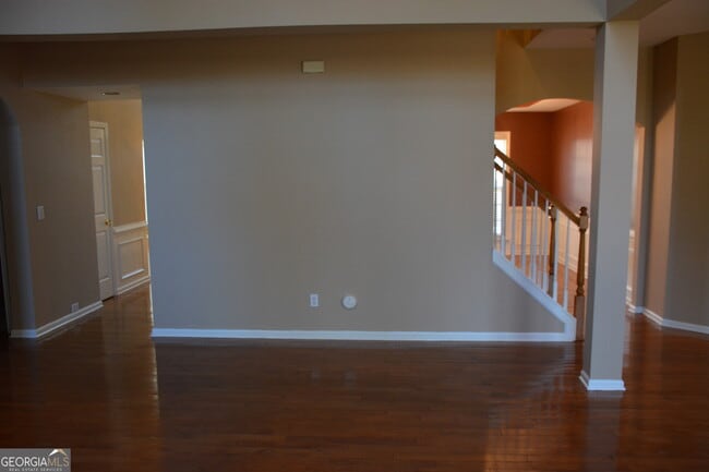 Building Photo - 7801 Waterlace Dr