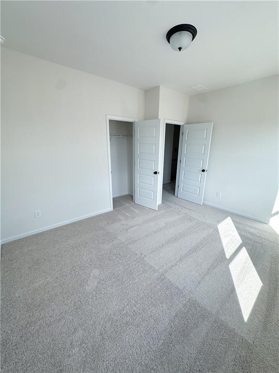 Building Photo - 627 Mountaintop Rd SW