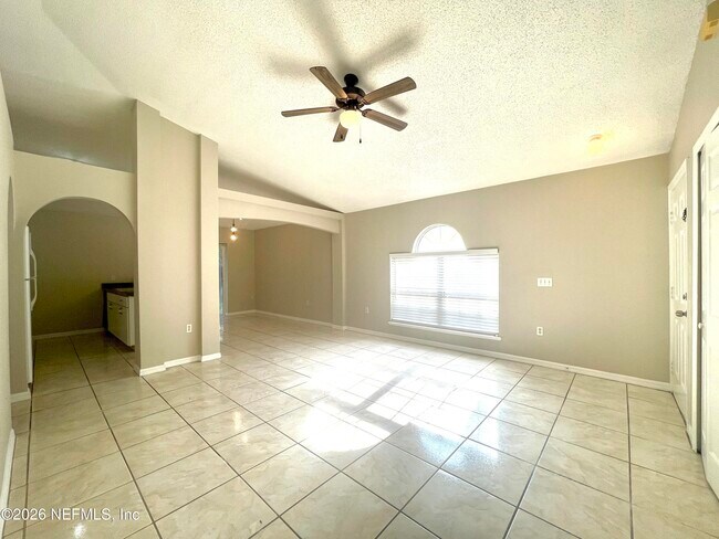 Building Photo - 7329 Lawn Tennis Ln
