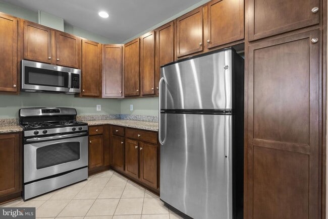 Building Photo - 11209 Chase St