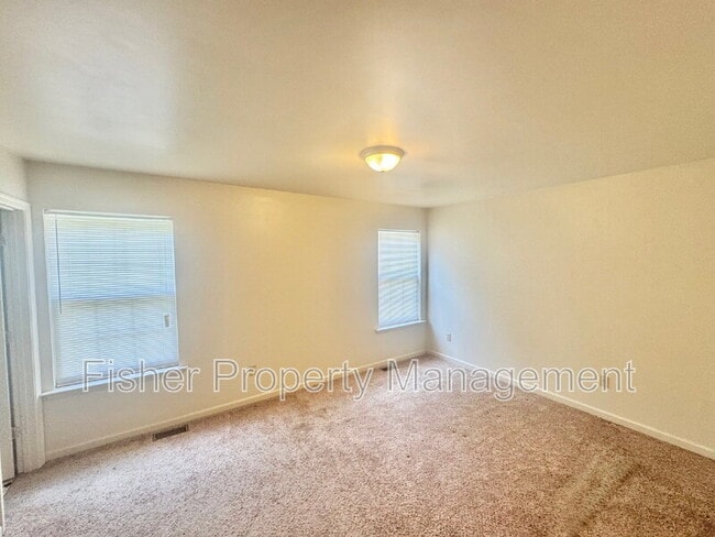 Building Photo - 16736 Amherst Oak Ln