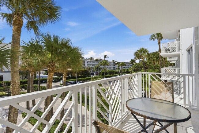 Building Photo - 170 N Ocean Blvd