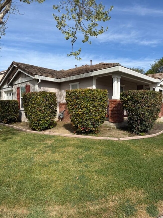 Building Photo - Cozy home in Natomas