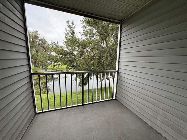 Building Photo - 1222 Bermuda Lakes Ln