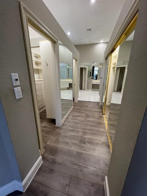 Building Photo - 104 Isle Dr