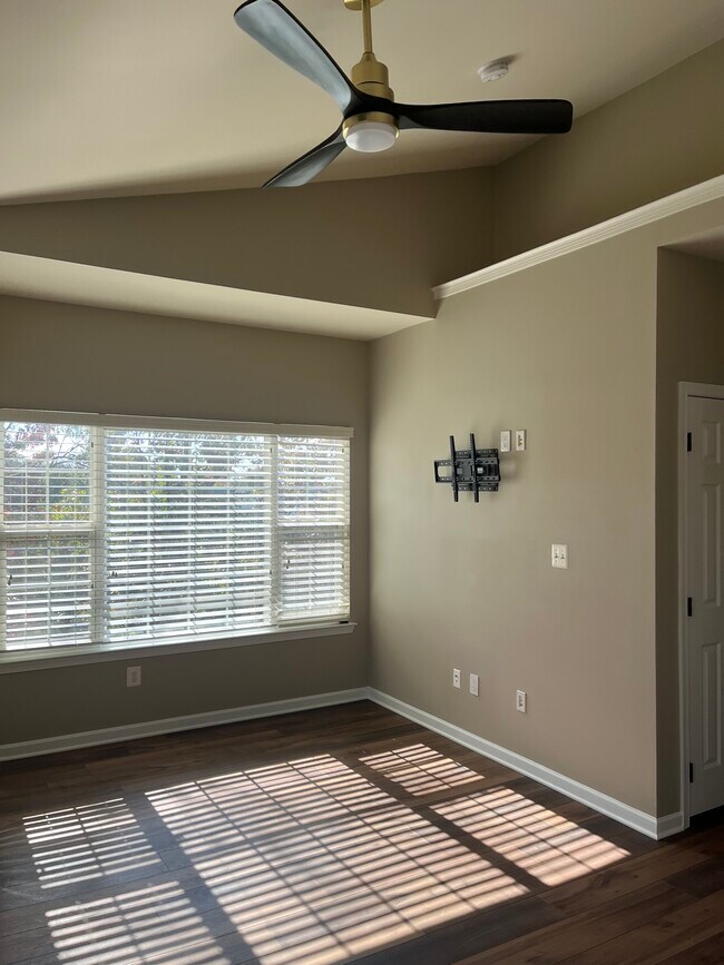 Building Photo - 20476 Alicent Ter