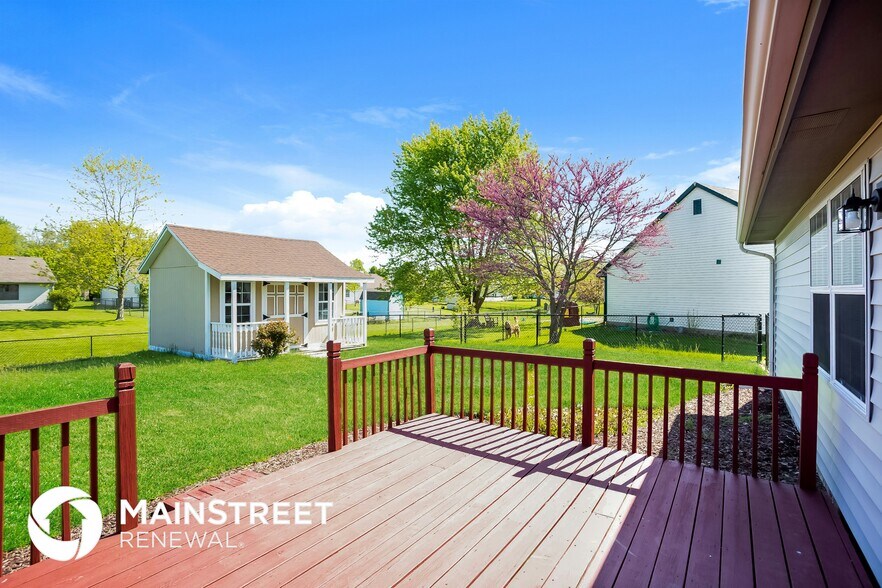 Building Photo - 176 Lullaby Ct