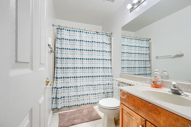 Building Photo - 403 Deer Hill Cir