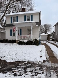 Building Photo - 3 Bedroom 2 1/2 Bathroom with one car detached garage