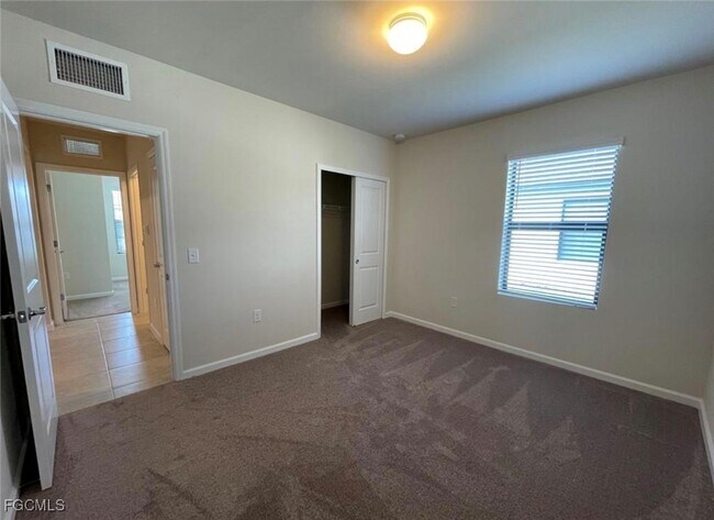 Building Photo - 10861 Firebush Cir