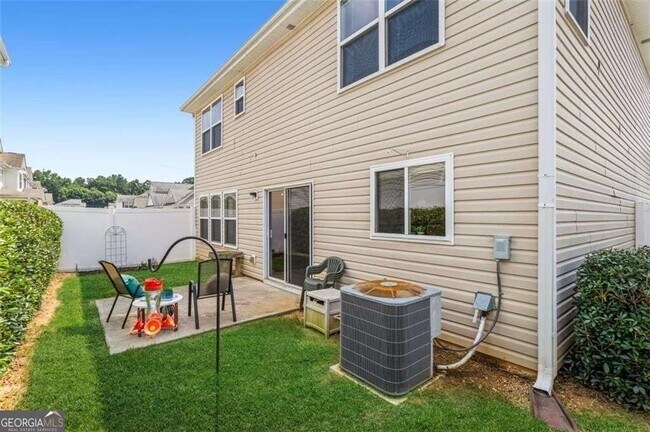 Building Photo - 3930 Cutler Donahoe Way