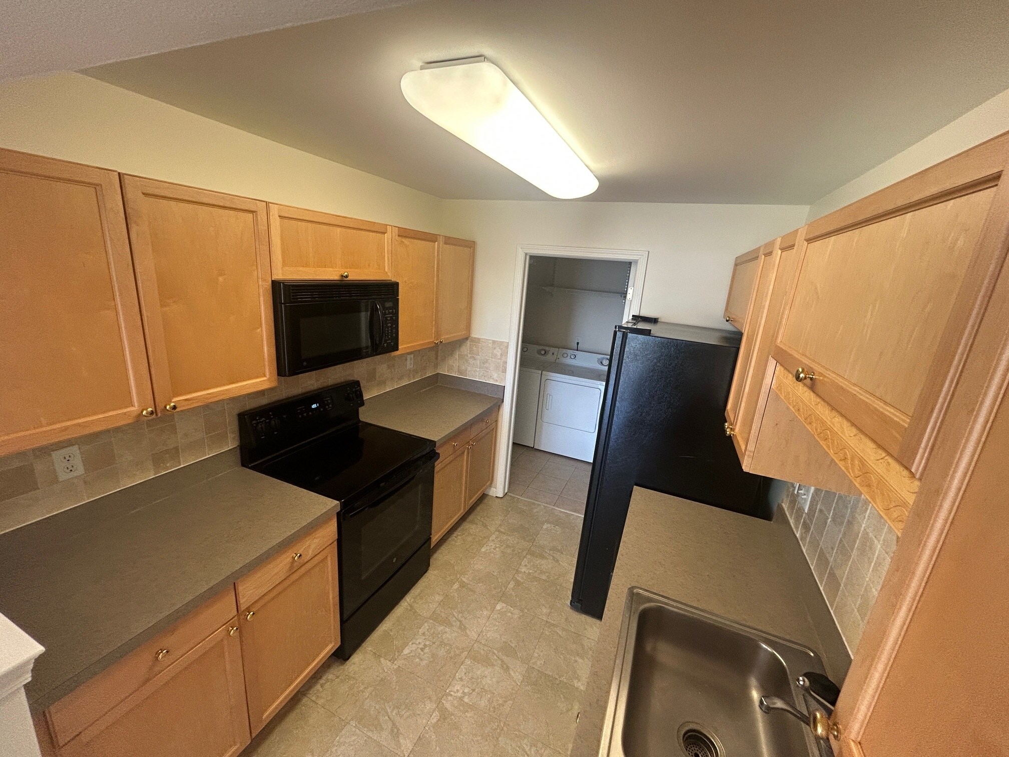 Building Photo - 3608 Oakmonte Blvd