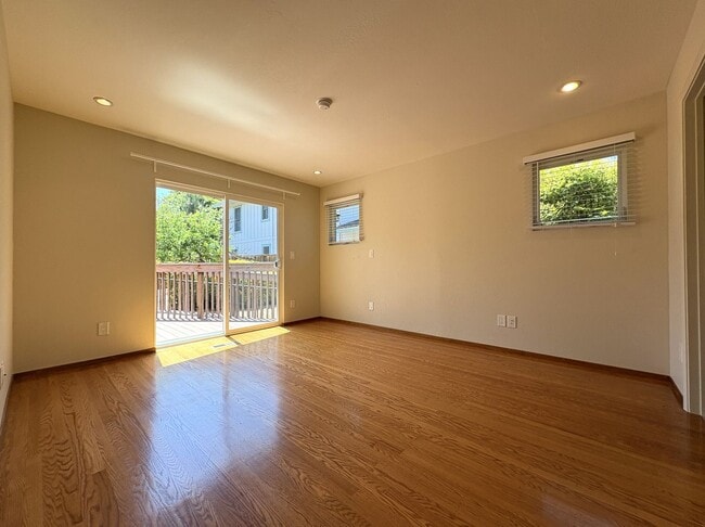 Building Photo - Charming Palo Alto Home with Beautiful Lan...