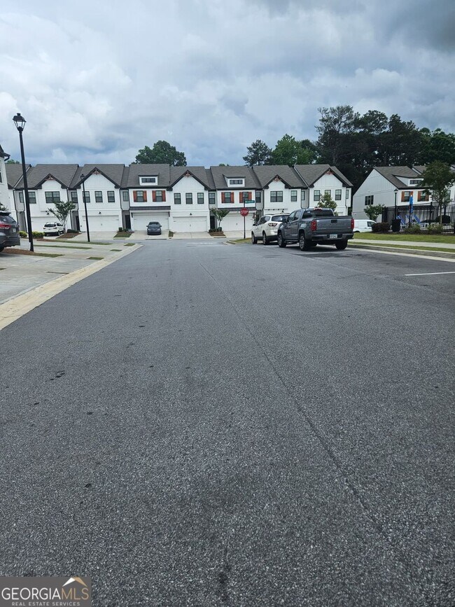 Building Photo - 56 Auburn Hls Dr