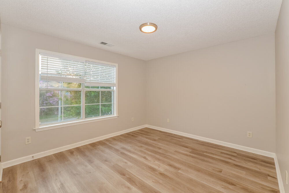 Building Photo - 1140 Casentino St
