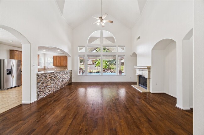 Building Photo - 23814 Seventh Heaven