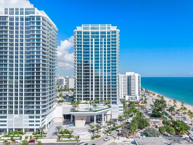 Building Photo - 151 N Seabreeze Blvd