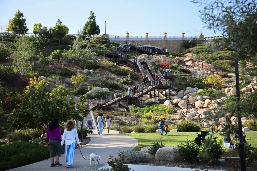 Primary Photo - The Brynn