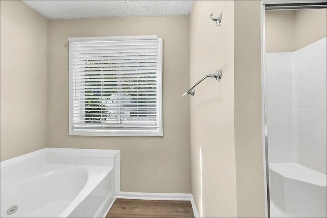 Building Photo - 4704 Courtside Pl