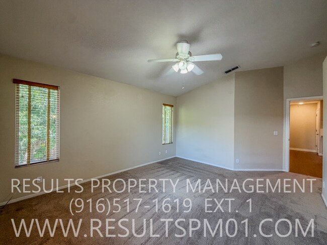 Building Photo - 208 Stavros Ct
