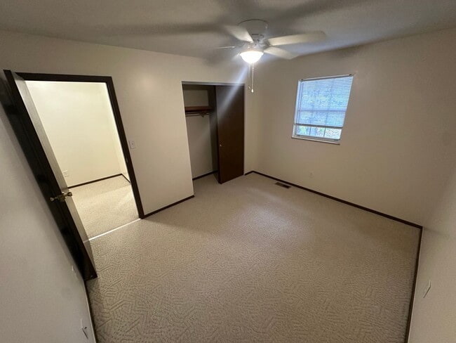 Building Photo - 29 Campbell Dr