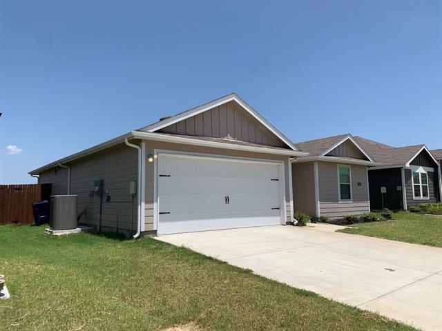Building Photo - 240 Boxwood Dr