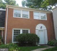 Building Photo - 1738 Farmington Ct