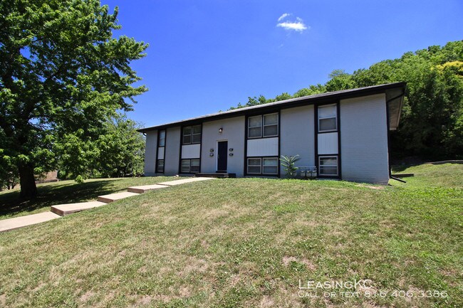 Building Photo - Eaton Street Apartments