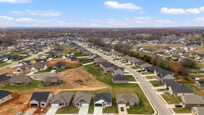 Building Photo - 710 Sheldrake Ln