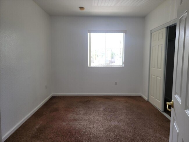 Building Photo - 2603 SW 82nd Ave