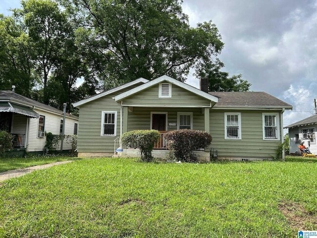 Primary Photo - 1529 1st Ave W