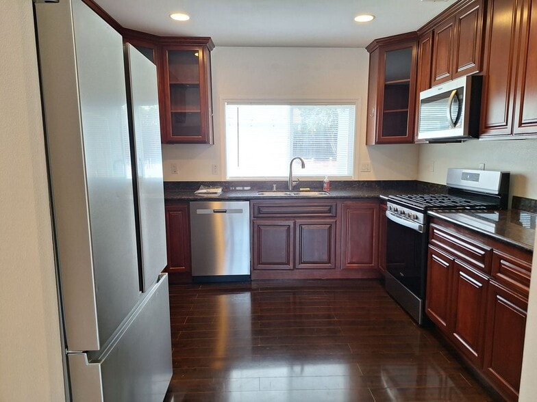 Building Photo - 2541 Gardi St