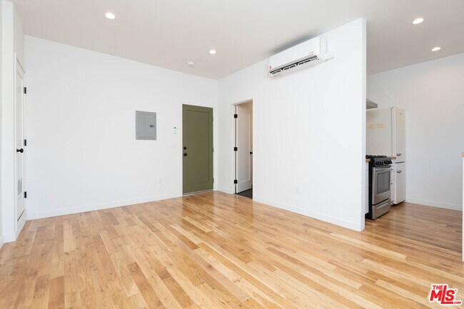 Building Photo - 3700 W Sunset Blvd