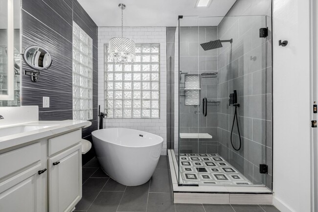 Building Photo - 7740 E Phantom Way