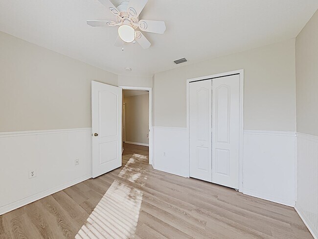 Building Photo - 26619 Tim Tam Pl