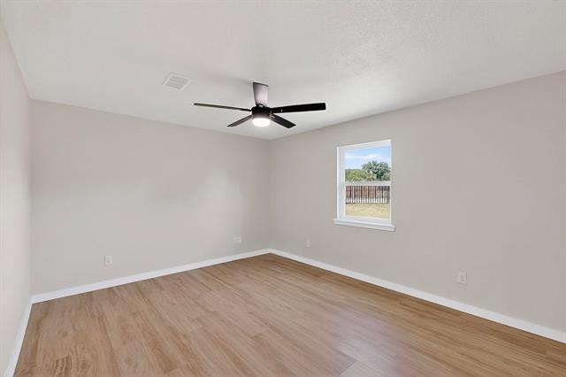 Building Photo - 208 Ponderosa Ln