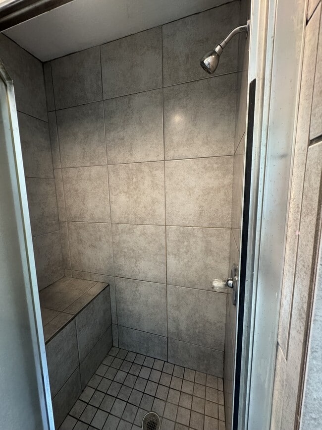 Building Photo - 20756 Old Hwy 59