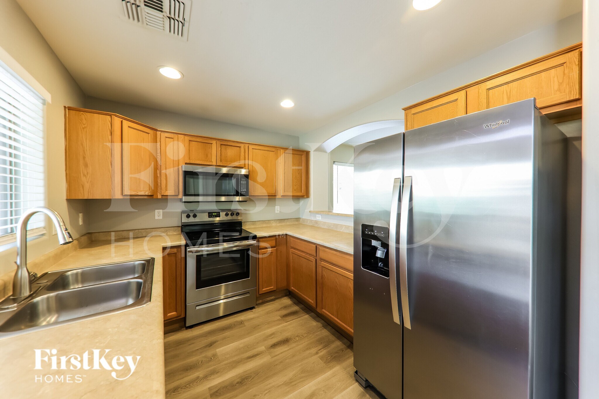 Building Photo - 14088 W Larkspur Dr