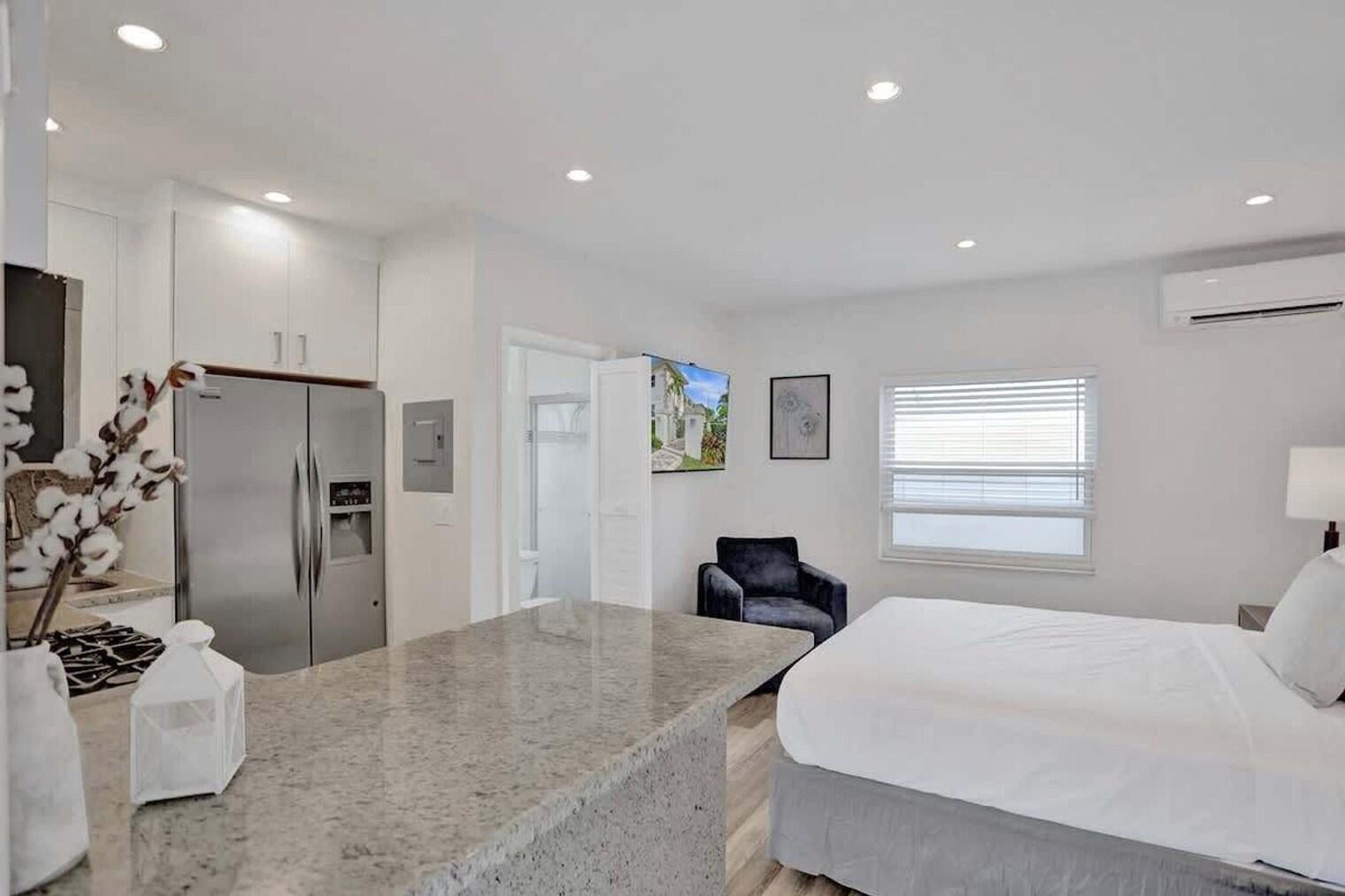 Building Photo - 37 Hendricks Isle