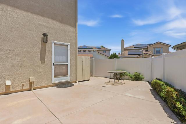 Building Photo - 2031 Bravado St