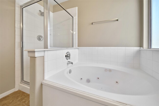 Building Photo - 18814 Bonners Park Cir