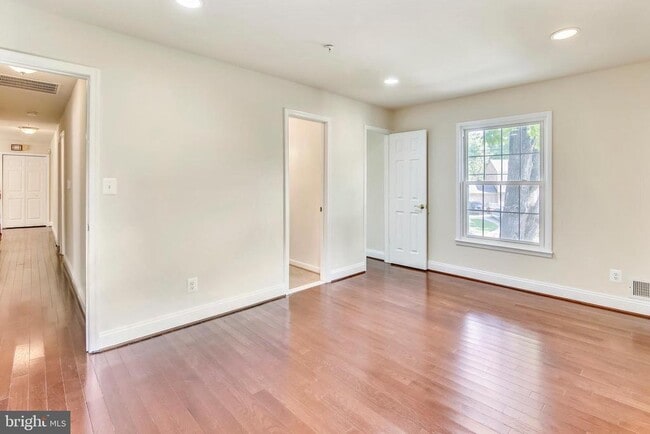 Building Photo - 11834 Goya Dr