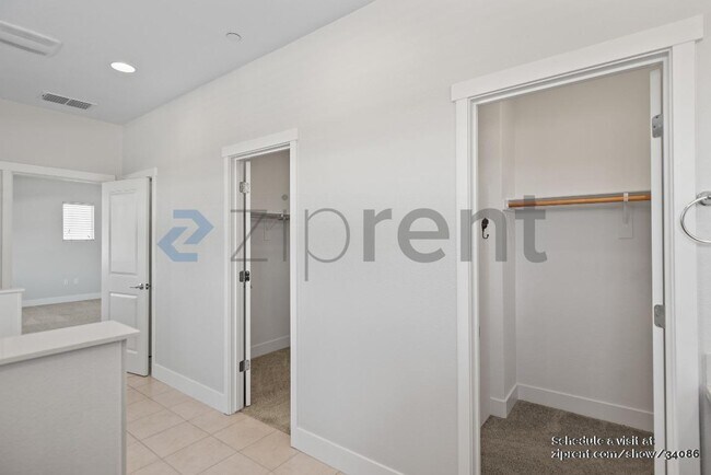 Building Photo - 1181 Navigator Dr