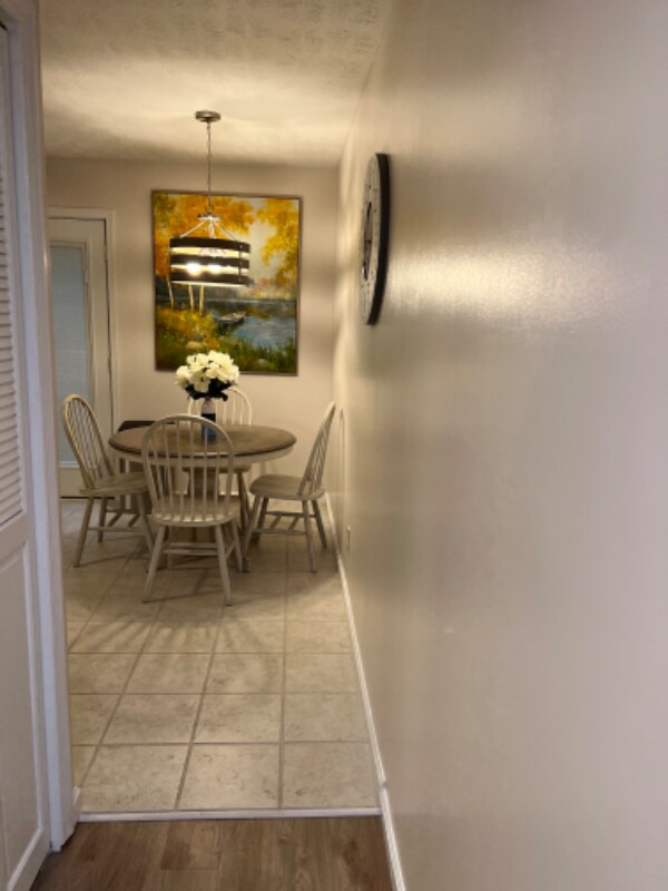 Building Photo - 516 Lakeside Dock Dr