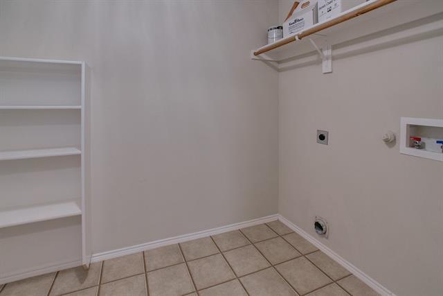 Building Photo - 552 Crystal Springs Dr