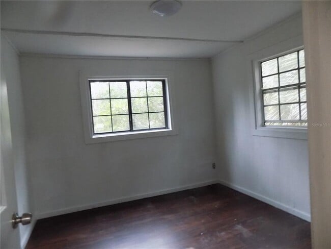 Building Photo - 2405 NE 70th Terrace