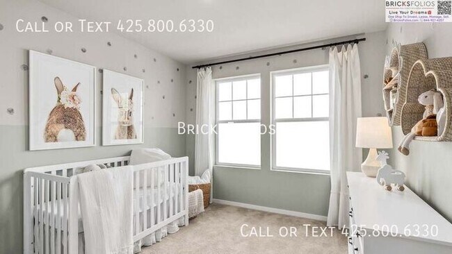 Building Photo - Craft Unforgettable Memories in Your Dream...