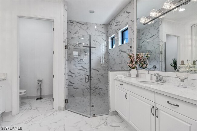 Building Photo - 9264 Glenforest Dr