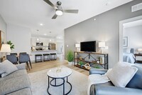 Building Photo - Broadway